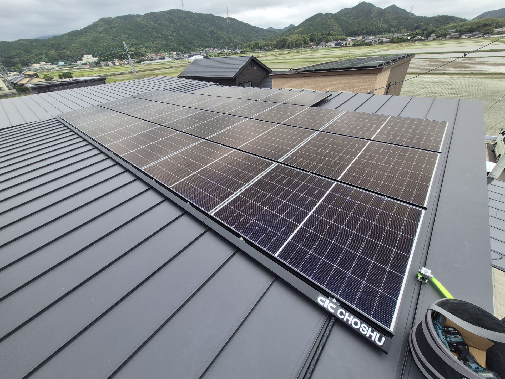 長州産業 太陽光発電システム設置完工｜施工事例｜アースアクト株式会社