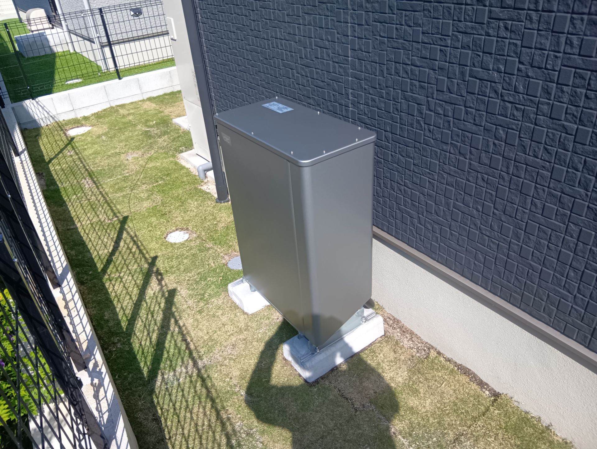 長州産業　蓄電システム設置完工