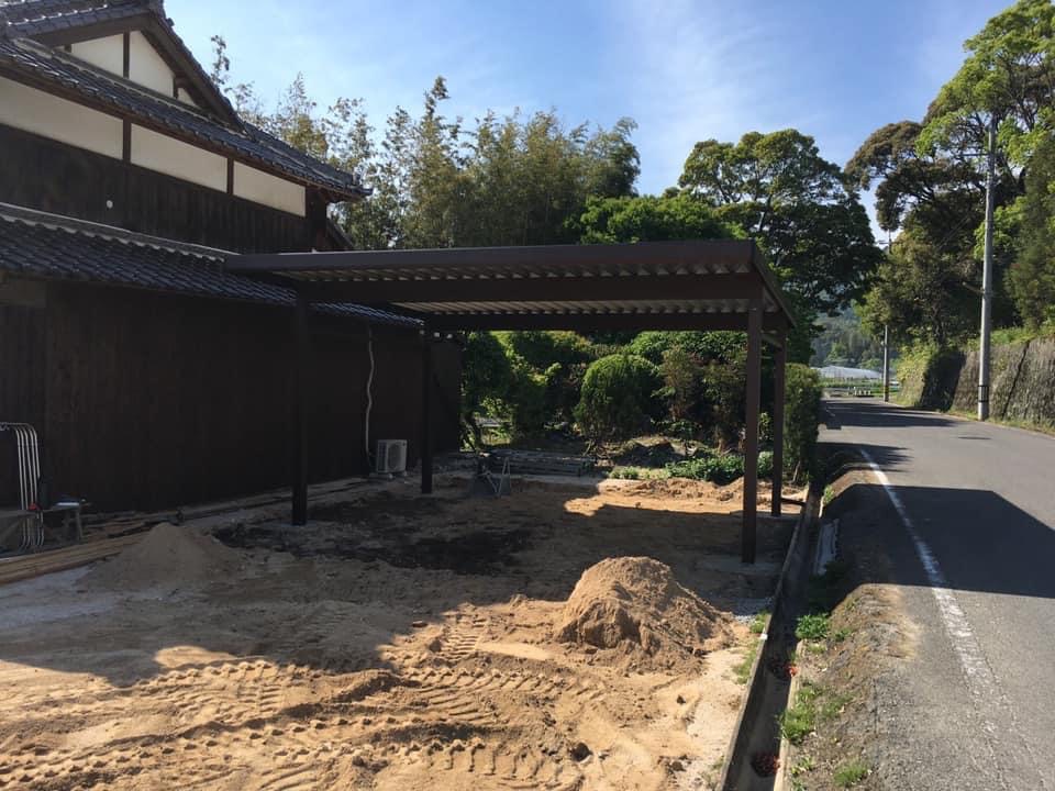 カーポート設置工事着工です！