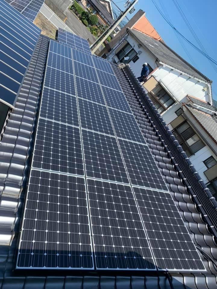 太陽光発電脱着・屋根修繕工事