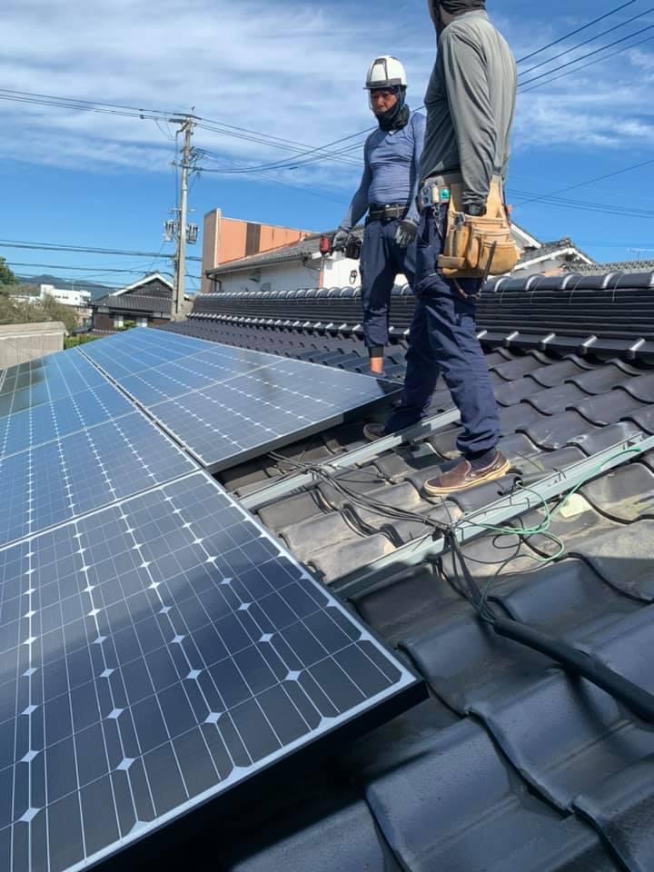 太陽光発電脱着・屋根修繕工事