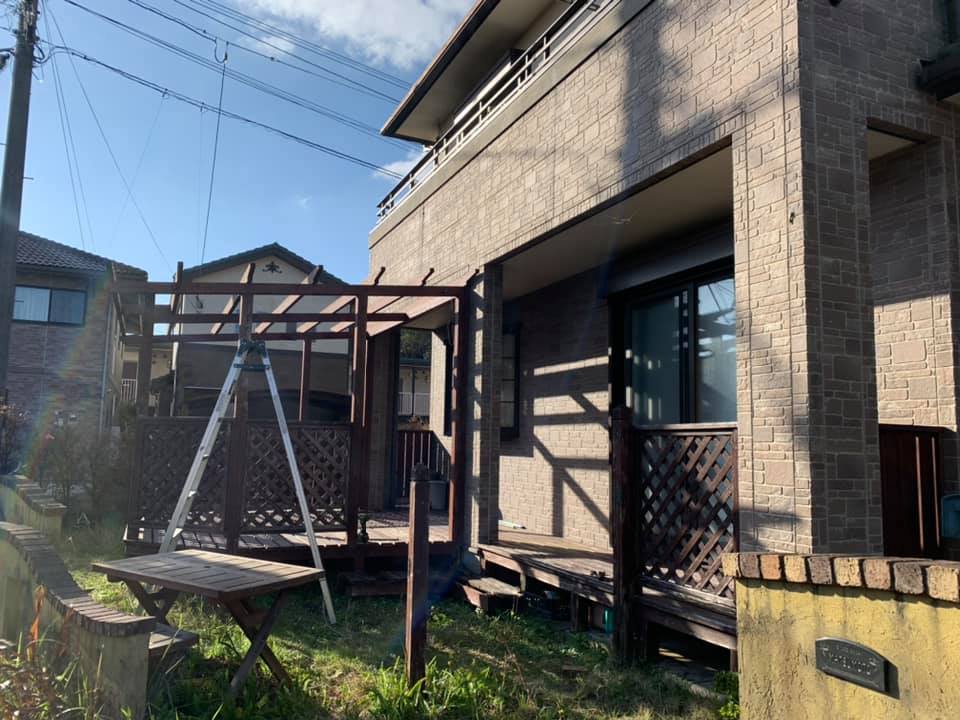 ウッドデッキの解体と足場設置