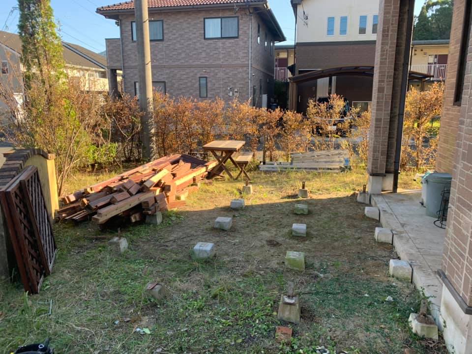 ウッドデッキの解体と足場設置
