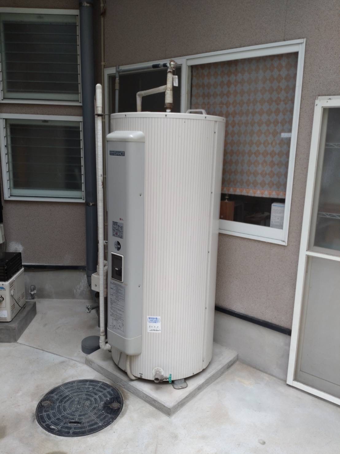 電気温水器からエコキュート